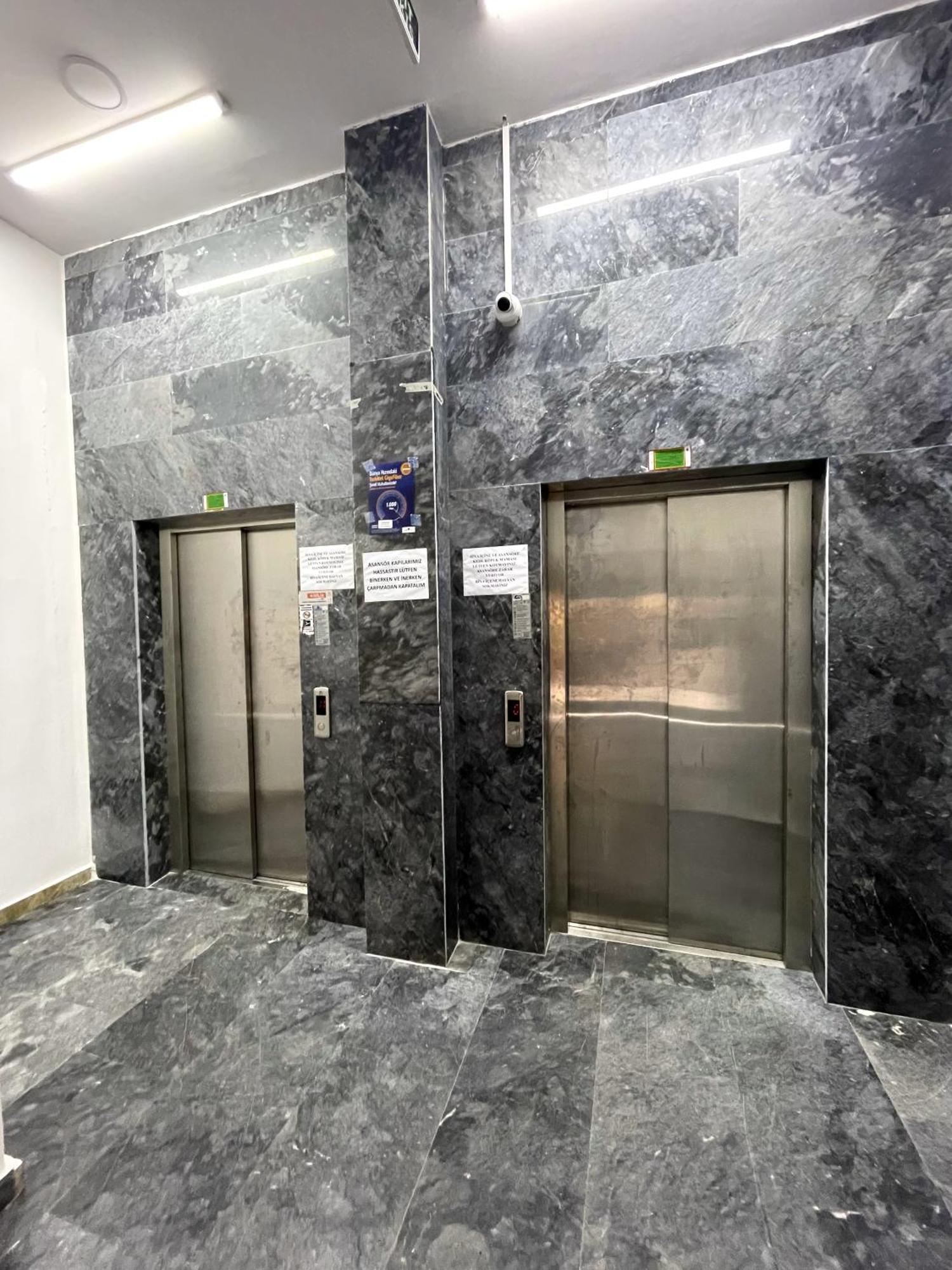 Daire Metro & Shopping Malls İstanbul
